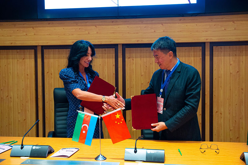 International scientific-practical conference held in the Yeni Clinic